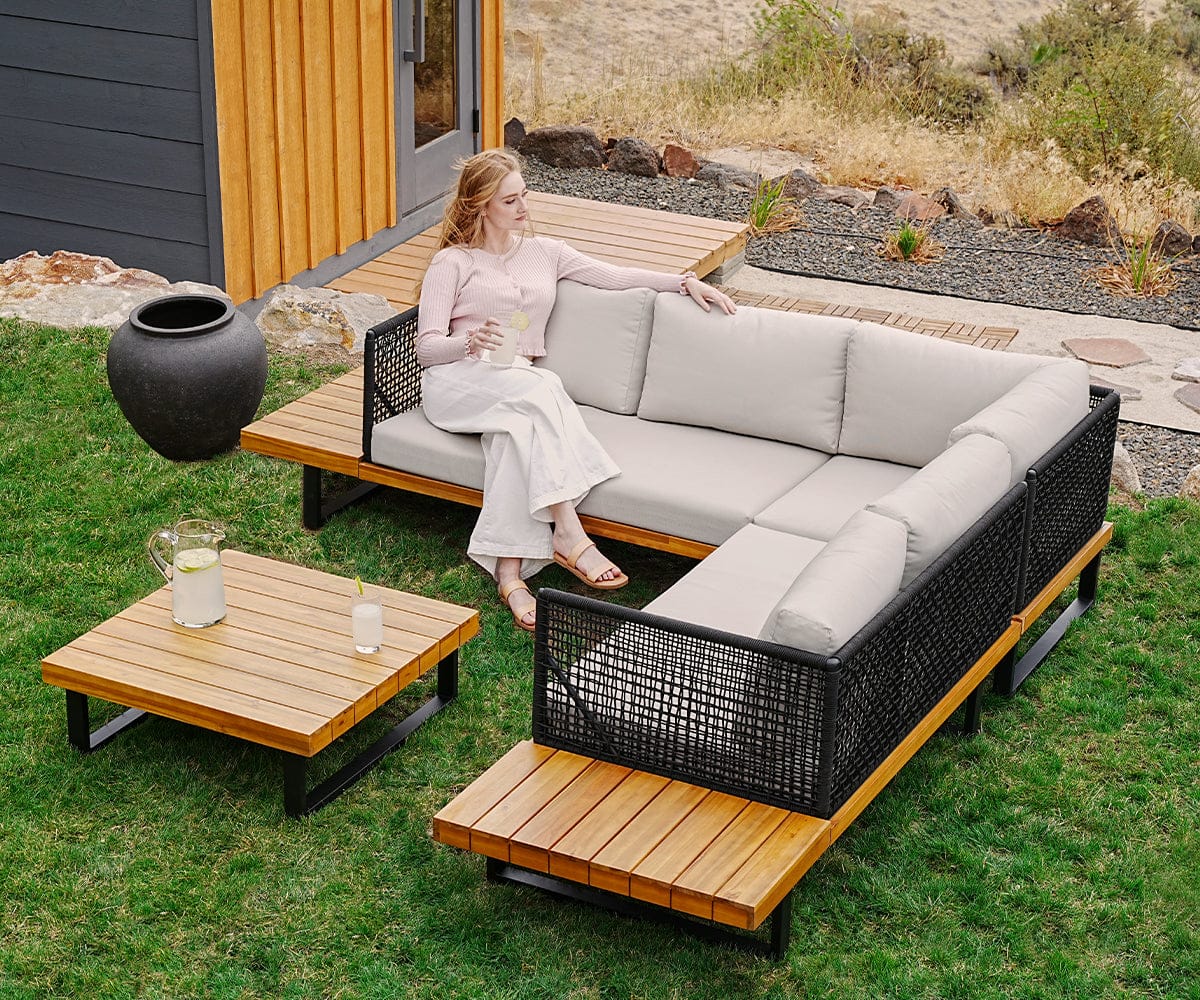 Vila Outdoor Sectional