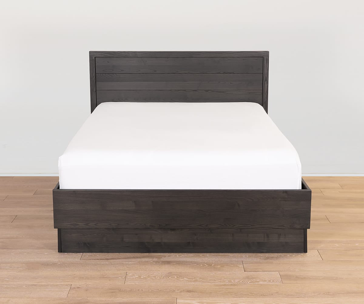 Lukas Bed
