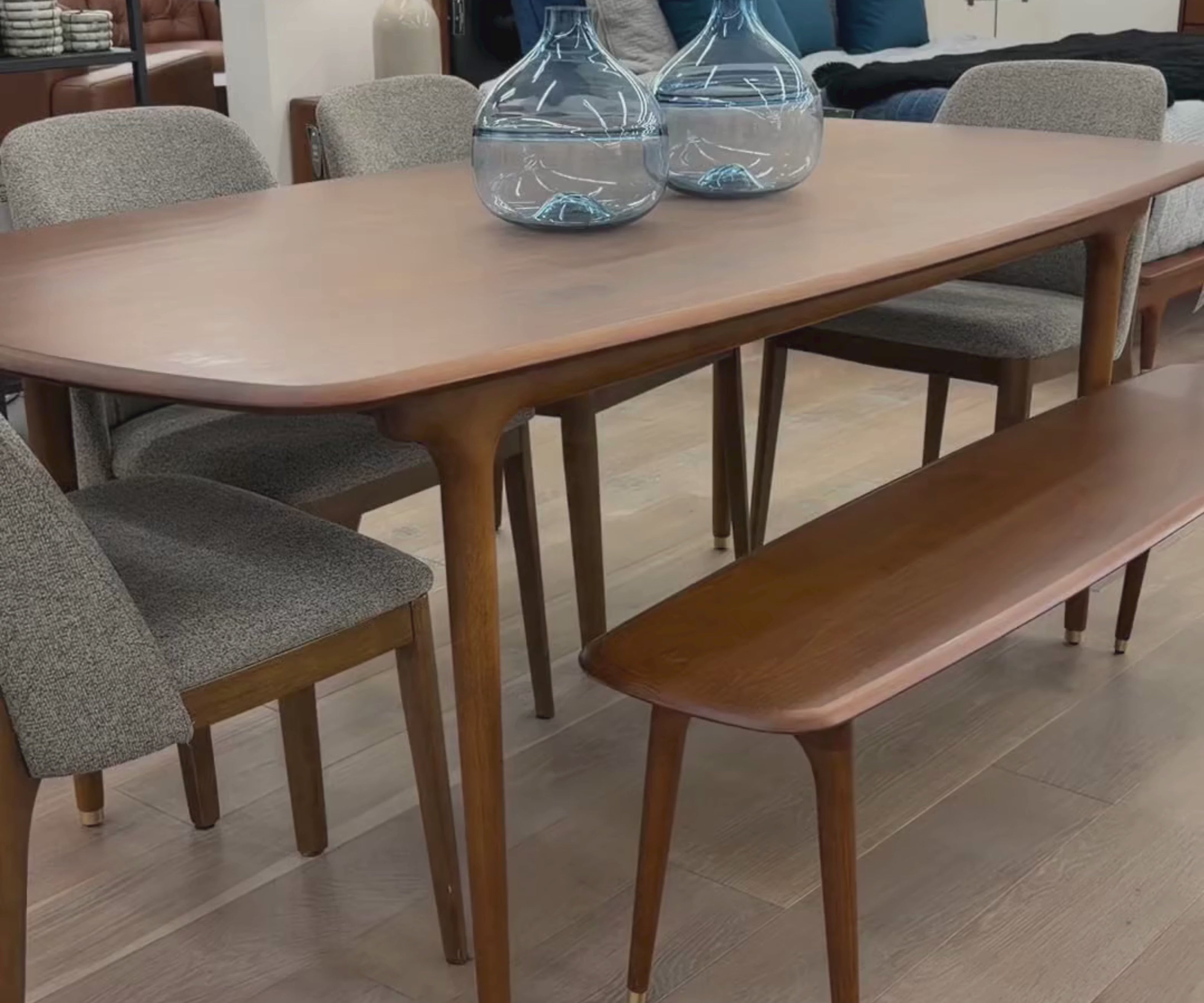 Hendrick Dining Table | Scandinavian Designs