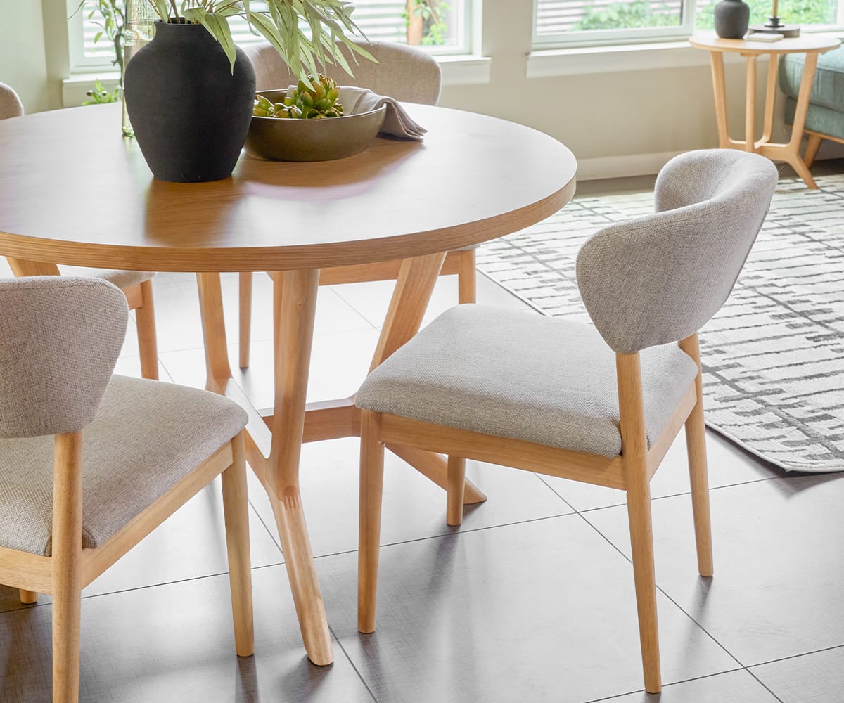 Courbe Dining Chair
