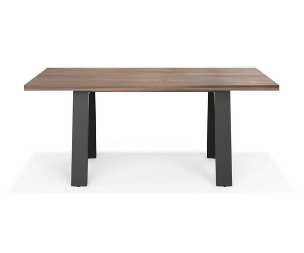 C11_Arren_71_Dining_Table_01_g